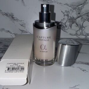 NWT Dior Capture Totale Le Serum
Never used
Still in box
100% authentic